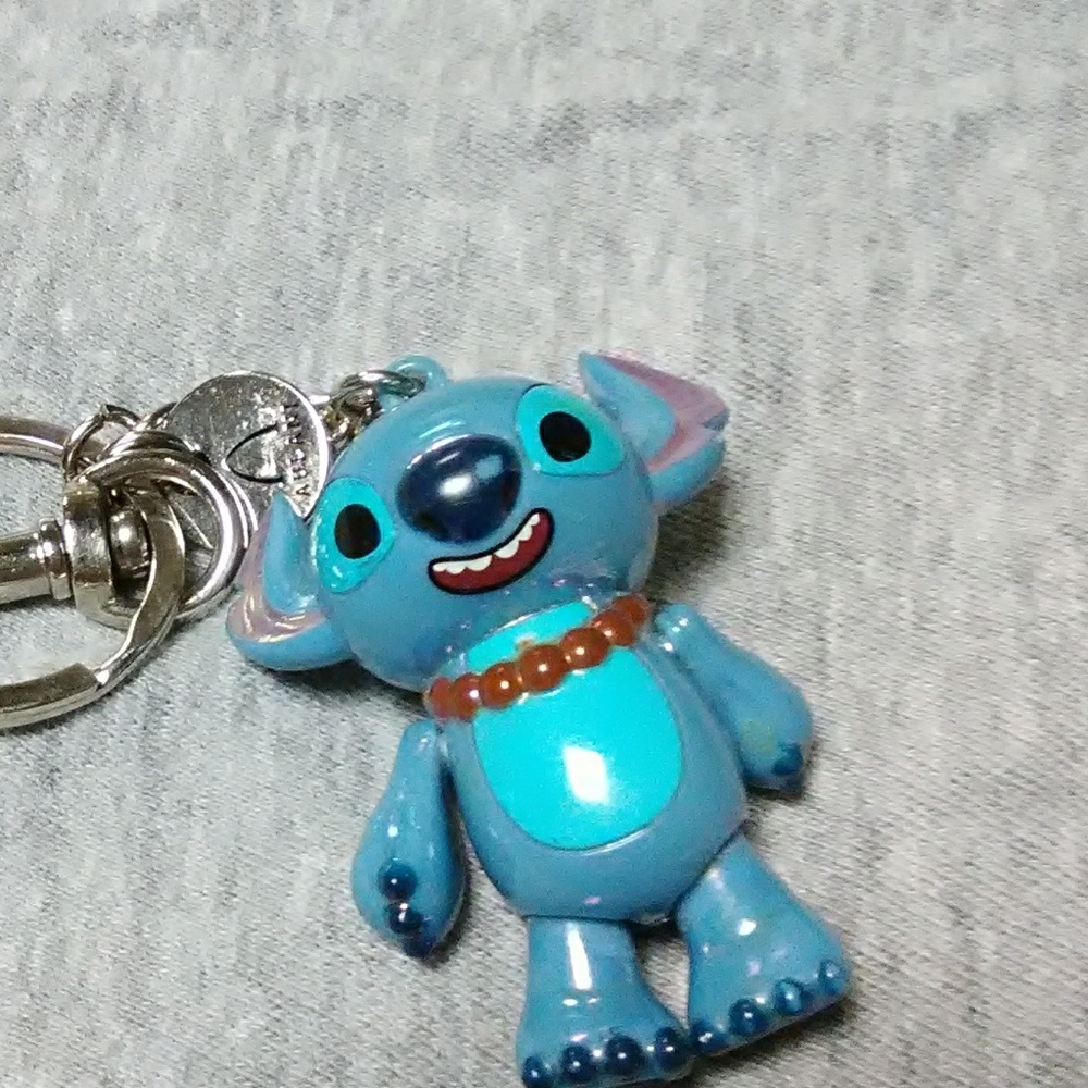 NWOT Stitch figure keychain
